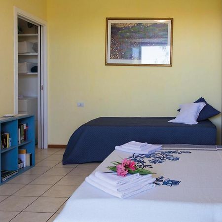 Bed and Breakfast Casa "La Conchiglia" Чивитанова-Марке Экстерьер фото
